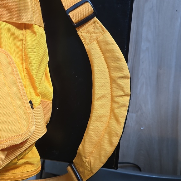 Cabelas mini duffle bag - Picture 5 of 10